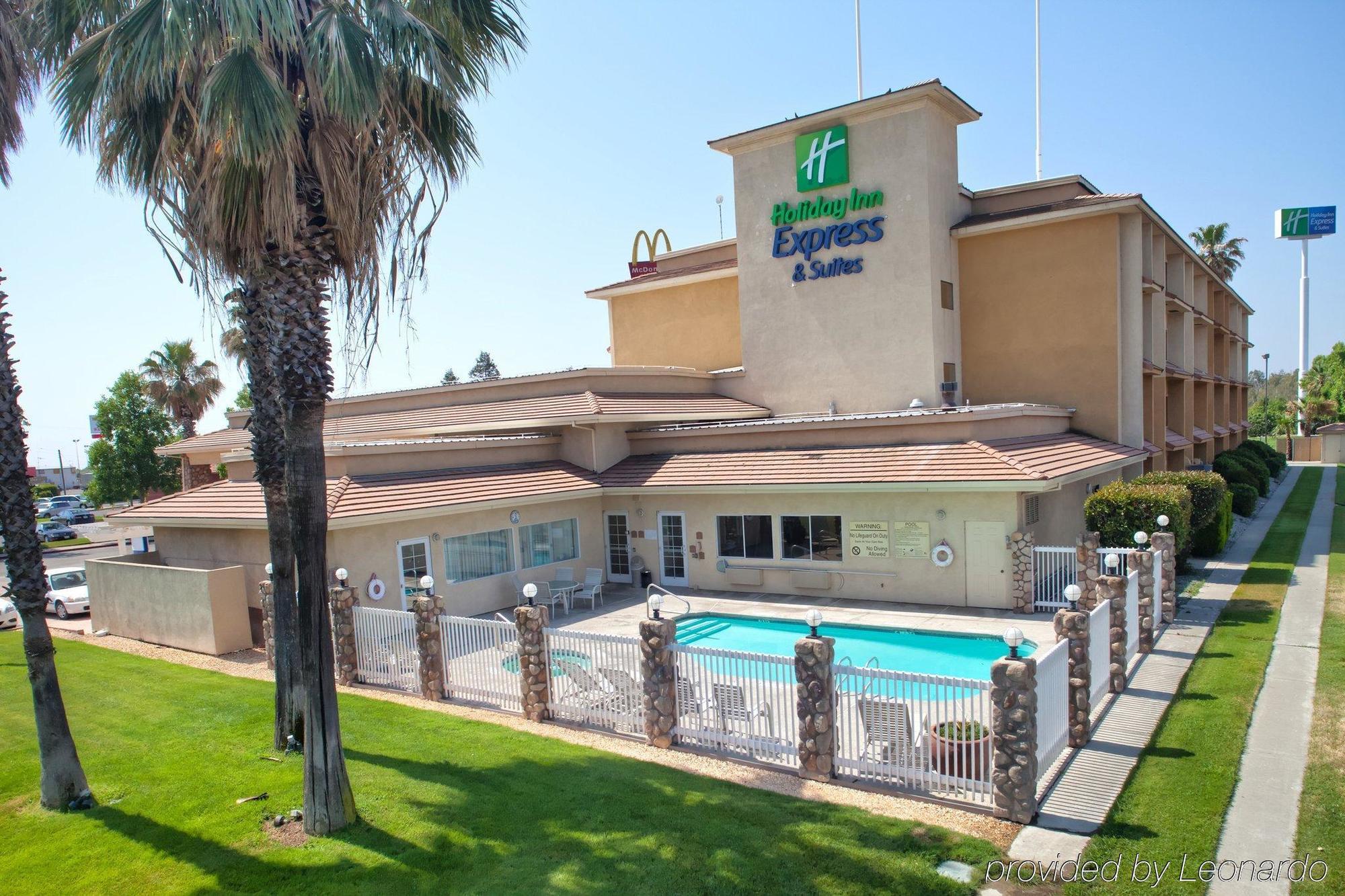 Holiday Inn Express Corning By Ihg Eksteriør bilde